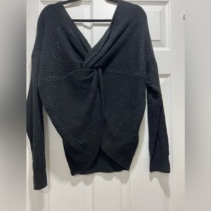 REVERSIBLE SWEATER TOP